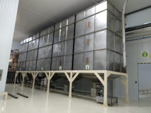 Silos de Almacenaje de Frutos Secos