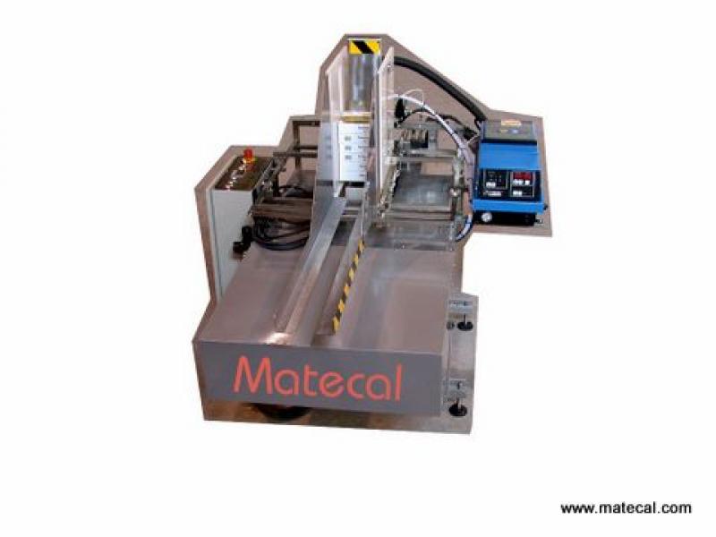 Máquina Formadora y Pegadora de Cajas con Producto
