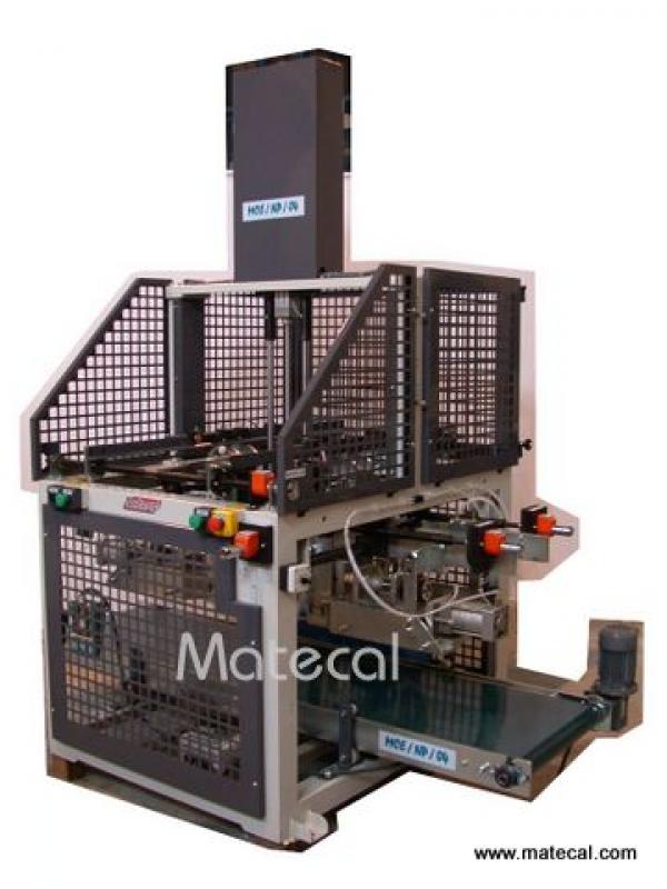 Máquina Formadora de Cajas de PVC Modelo MCE NP 04